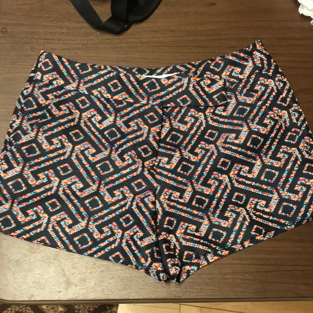 NWOT Trina Turk Sz.2 MultiColor W Navy CUTE Shorts